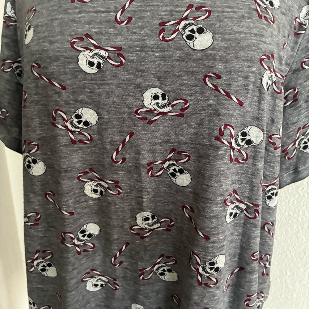 Torrid candy cane skulls tee - Picture 3 of 5